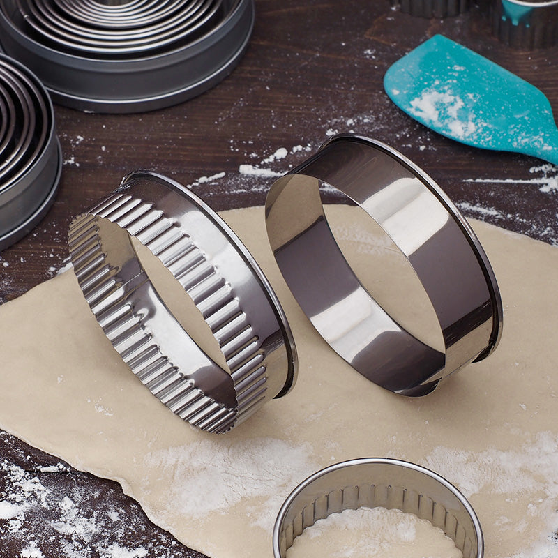 Round Mini Biscuit And Fruit Mold Set