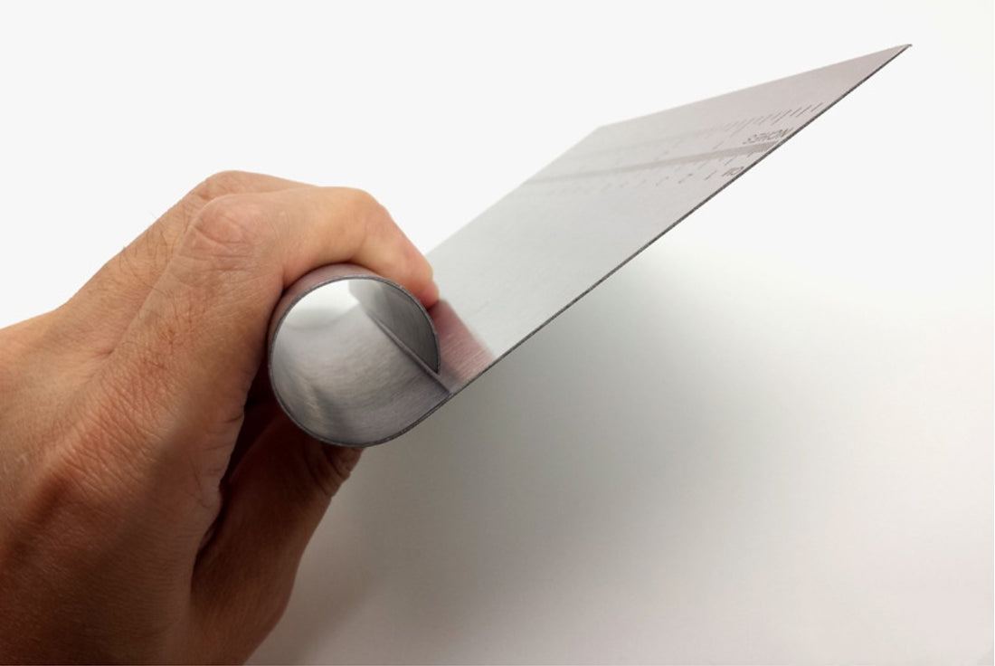Integrated Kitchen Scale With Flour Spatula