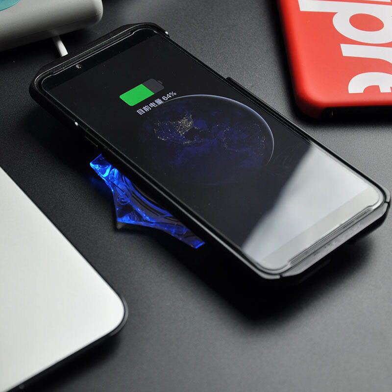5W Wireless Corner Phone Charger For Apple And Android