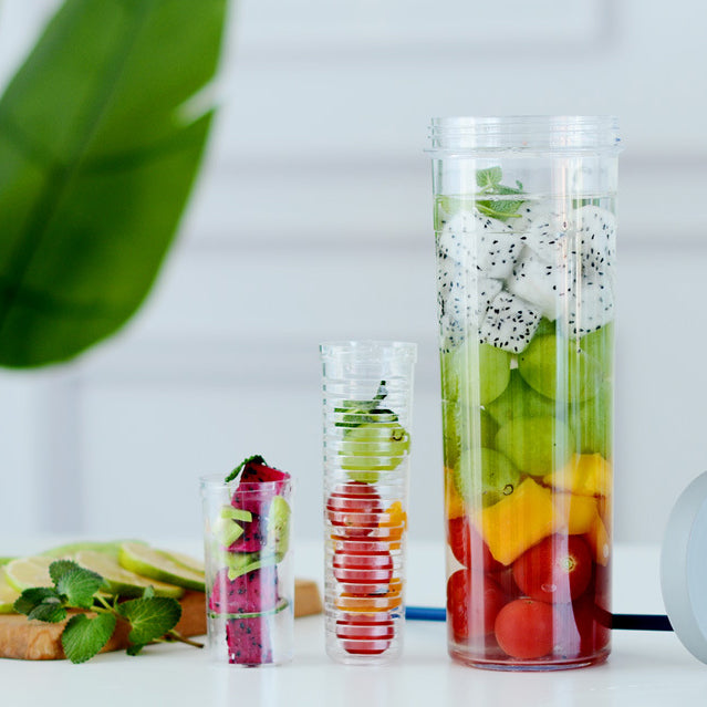 Portable Fruit Infuser Water Bottle With Flip Lid