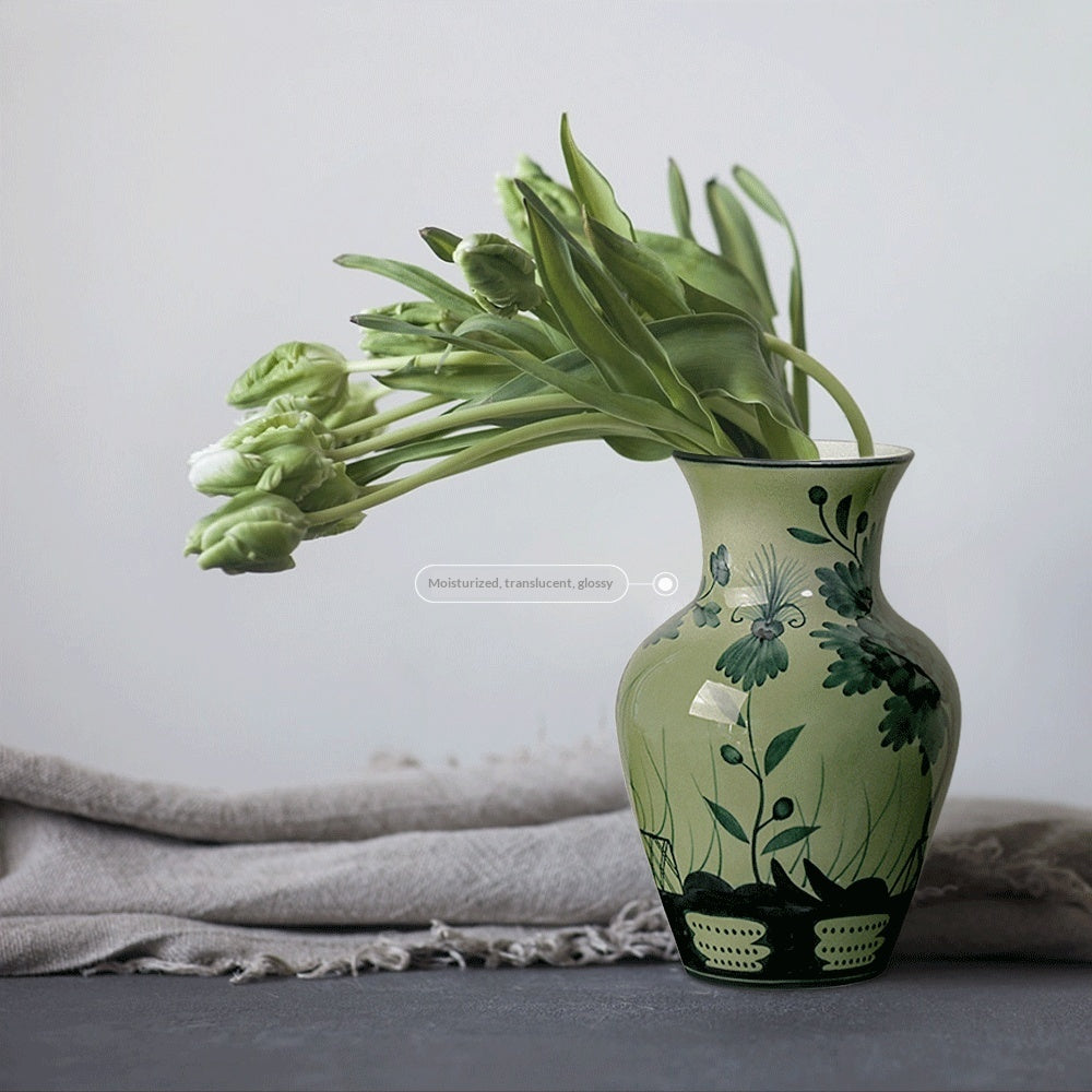 Blue-and-white Porcelain Flower Arrangement Decorative Ceramic Vase