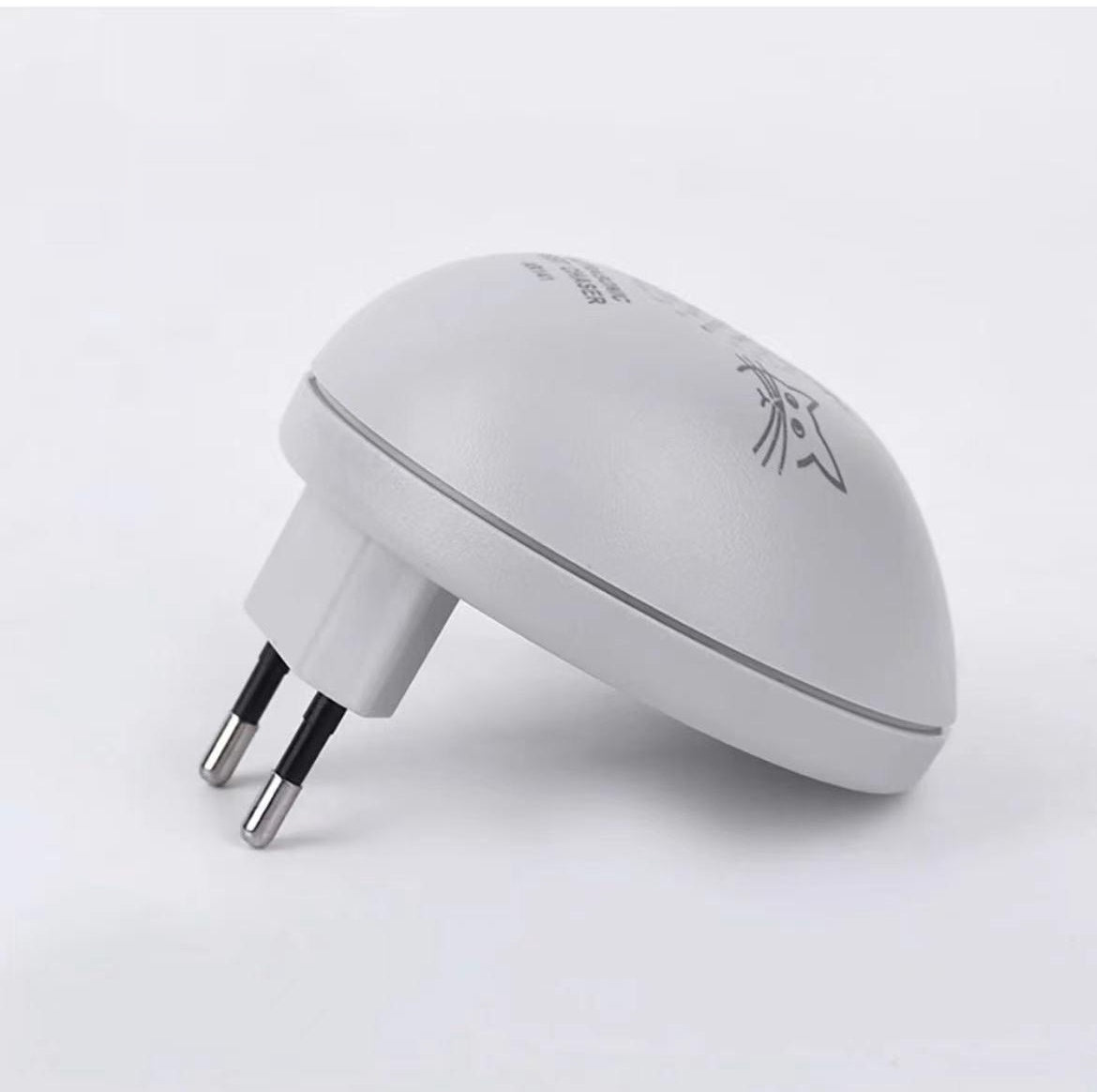 Ultrasonic Pest Repeller For Home (Mice, Mosquitoes, Cockroaches)