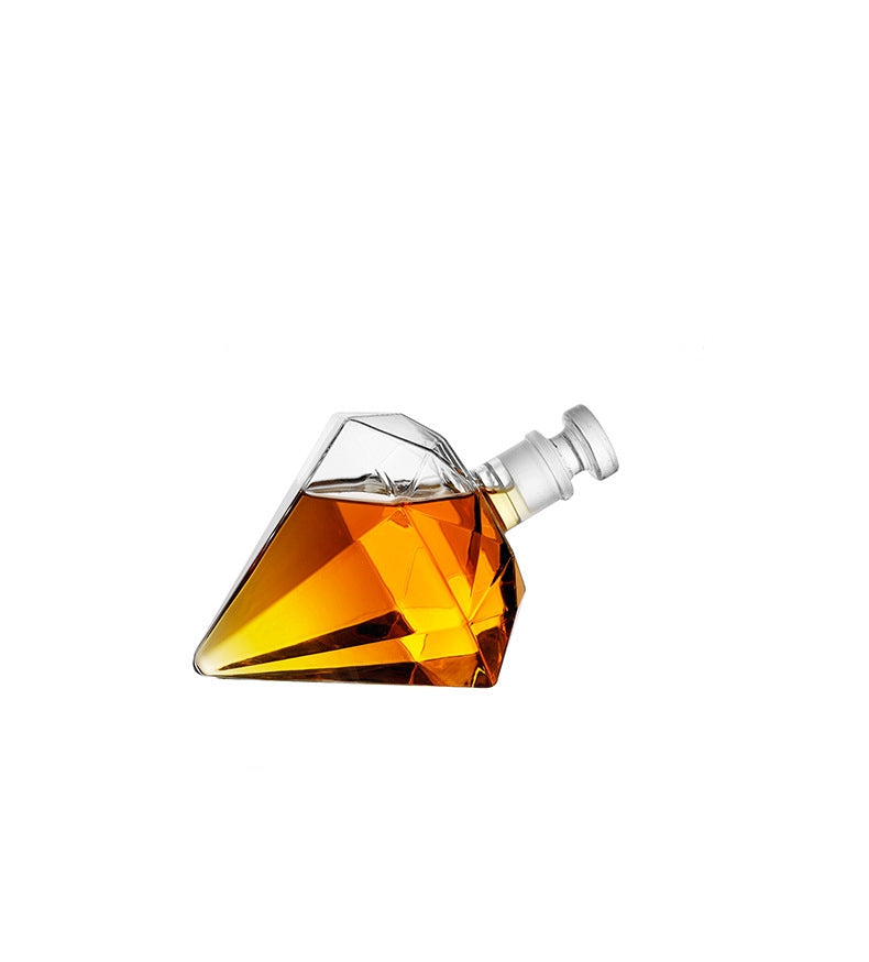 Diamond Design Borosilicate Glass Bottle Set With Glasses And Pourer