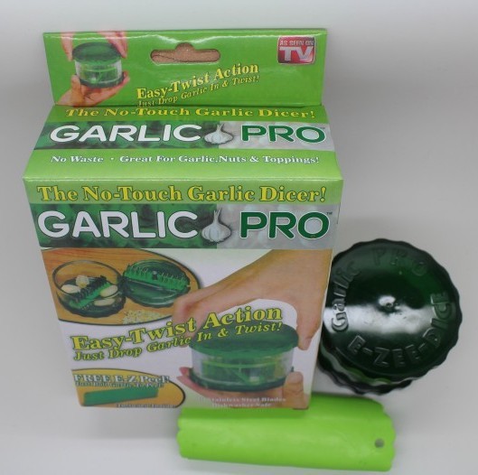 Kitchen Garlic Peeler Gadget For Easy And Quick Prep