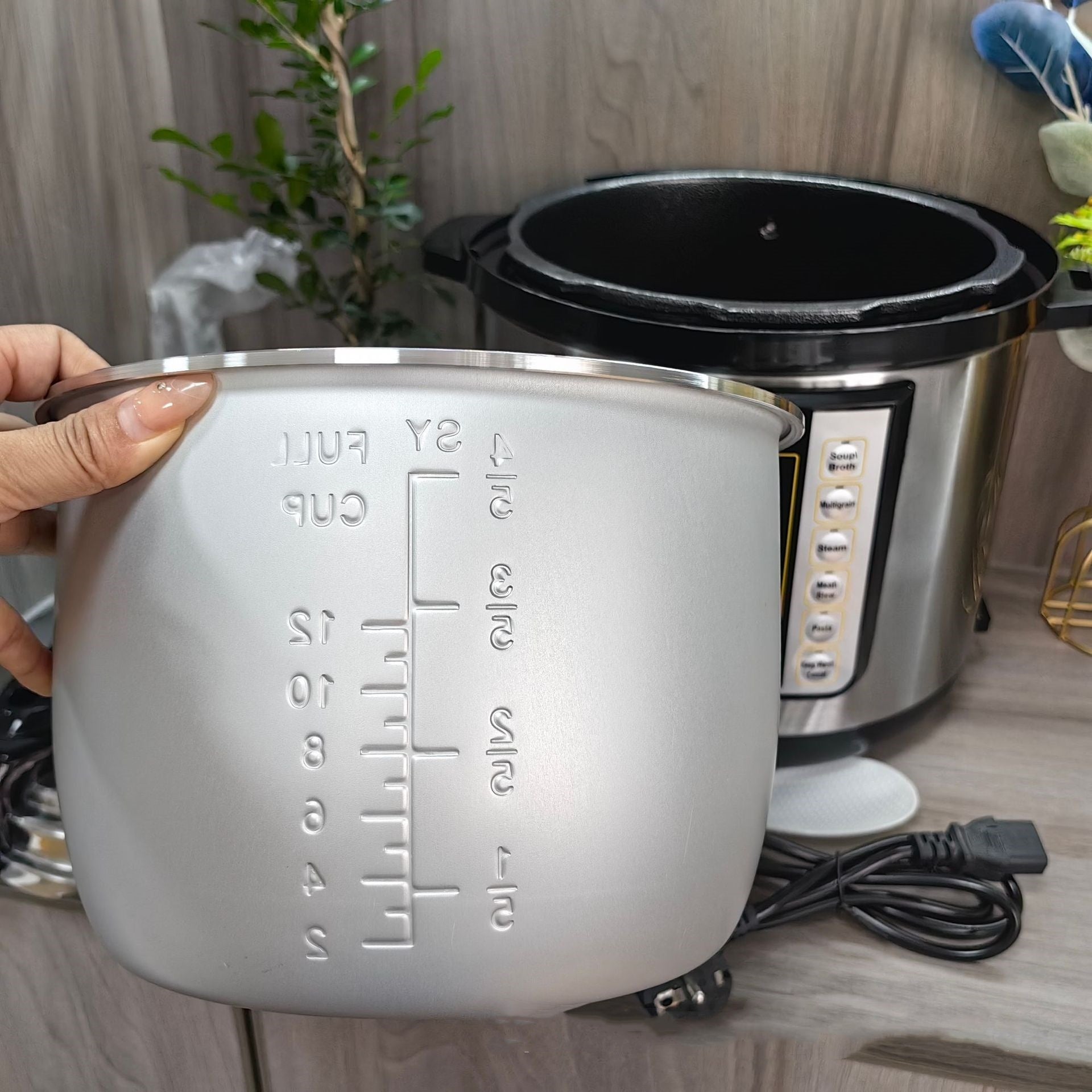 1.6gal Electric Pressure Cooker Multi-Function Large Capacity Cooker