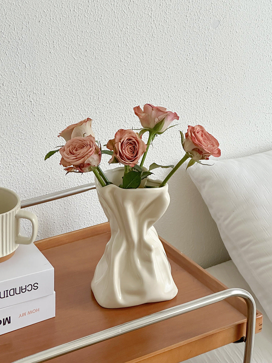 Simple Cream Style Vase Home Decoration Ornament